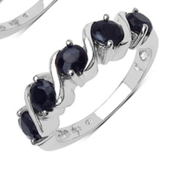 Sterling silver 925 Ring with Sapphires 5 stones $250 - Picture 1 of 4